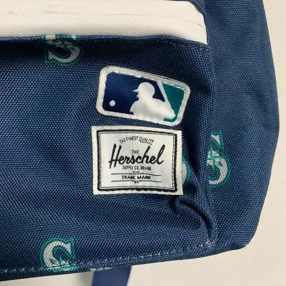 Herschel Supply Co. MLB Seattle Mariners Baseball Fanny Pack Waist Bag - Picture 4 of 5